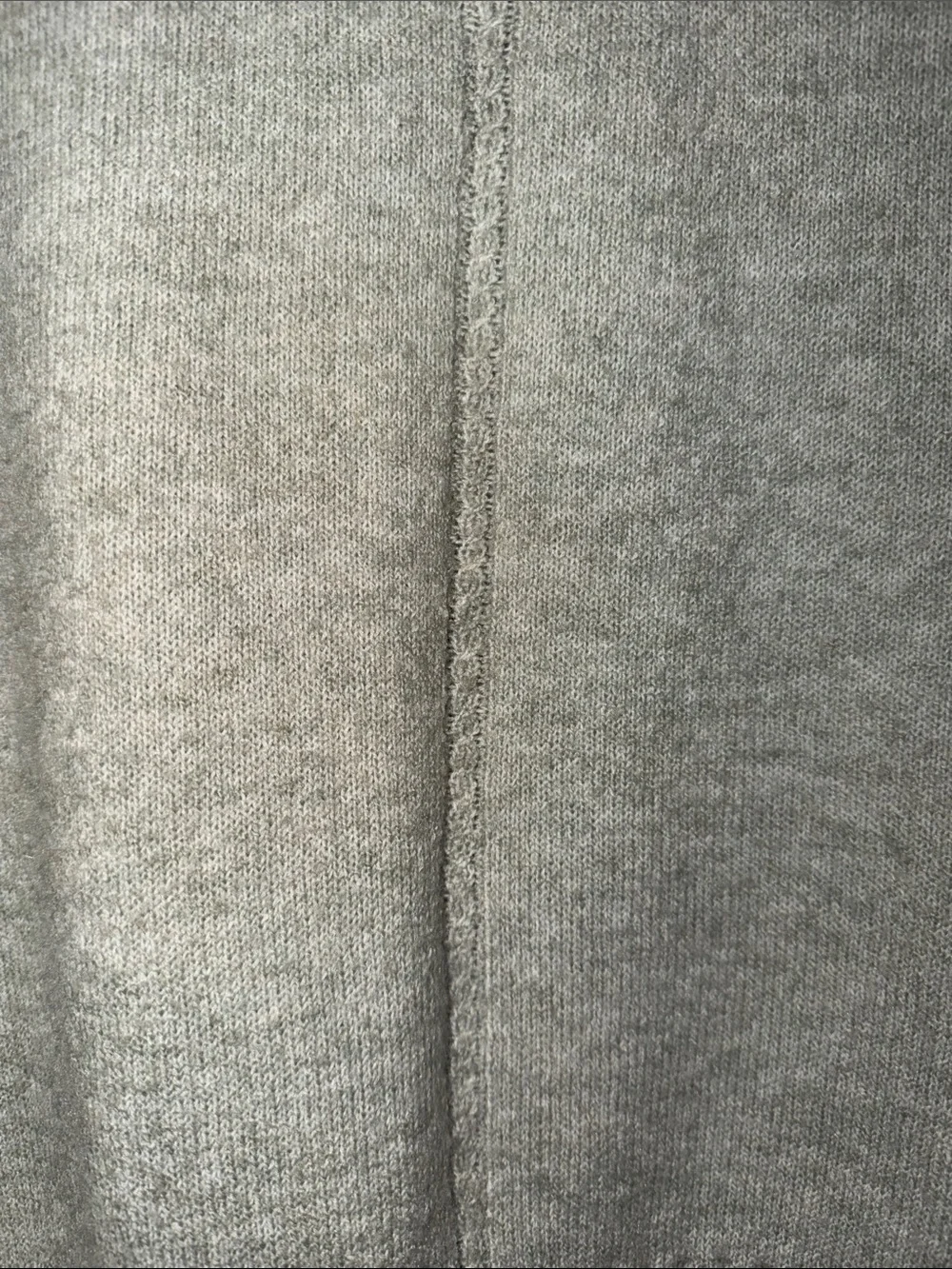 Soho & Stella Women's Grey Crewneck Sweater cropped size medium NWOT Minimalist